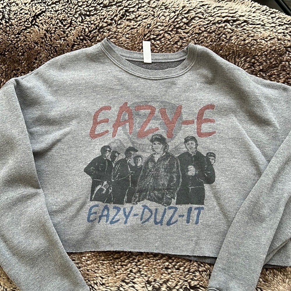 Eazy-e crop sweater